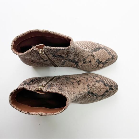TOPSHOP Babe Snake Print Block Heel Ankle Boot - Picture 3 of 5